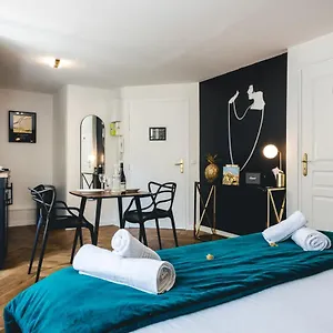 Les Précieuses Suites&spa I Avignon