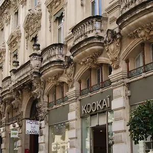 Hotel Danieli, Avinhão