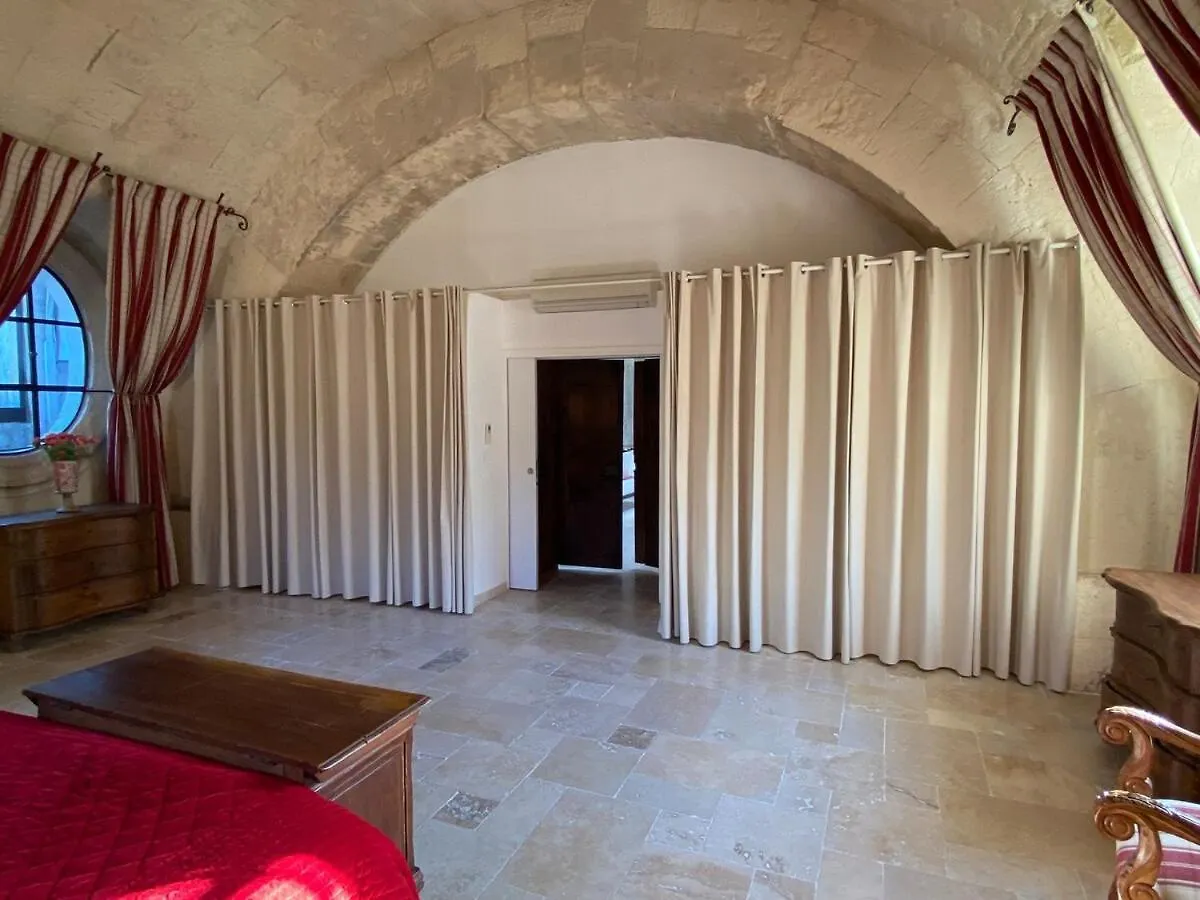 Dormir Dans Une Eglise Du 13Eme Siecle Au Coeur D'Avignon Apartmán